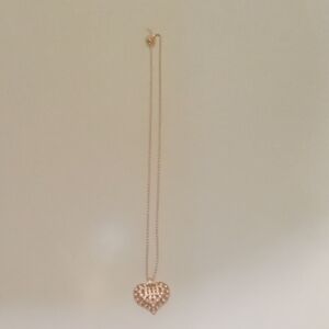 Elegant Gold Heart Pendant Necklace
